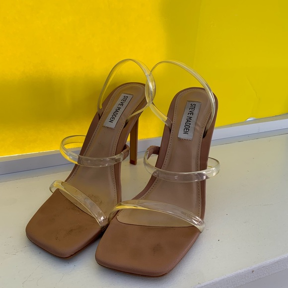 Steve Madden clear plastic heels. Worn once to a wedding. Size 7 - Picture 2 of 5